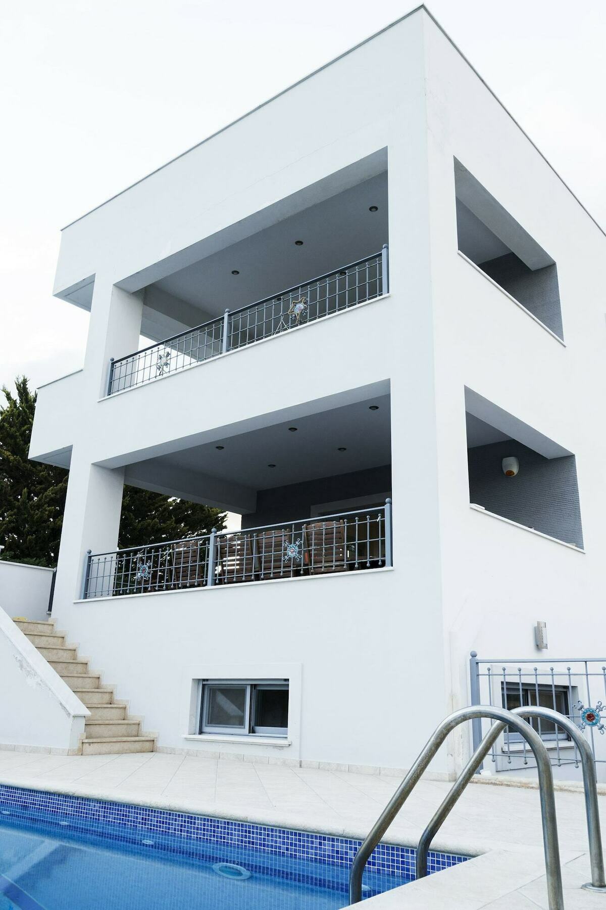 Apartment D'irene-near Athens Airport , 200 Meters From The Davis